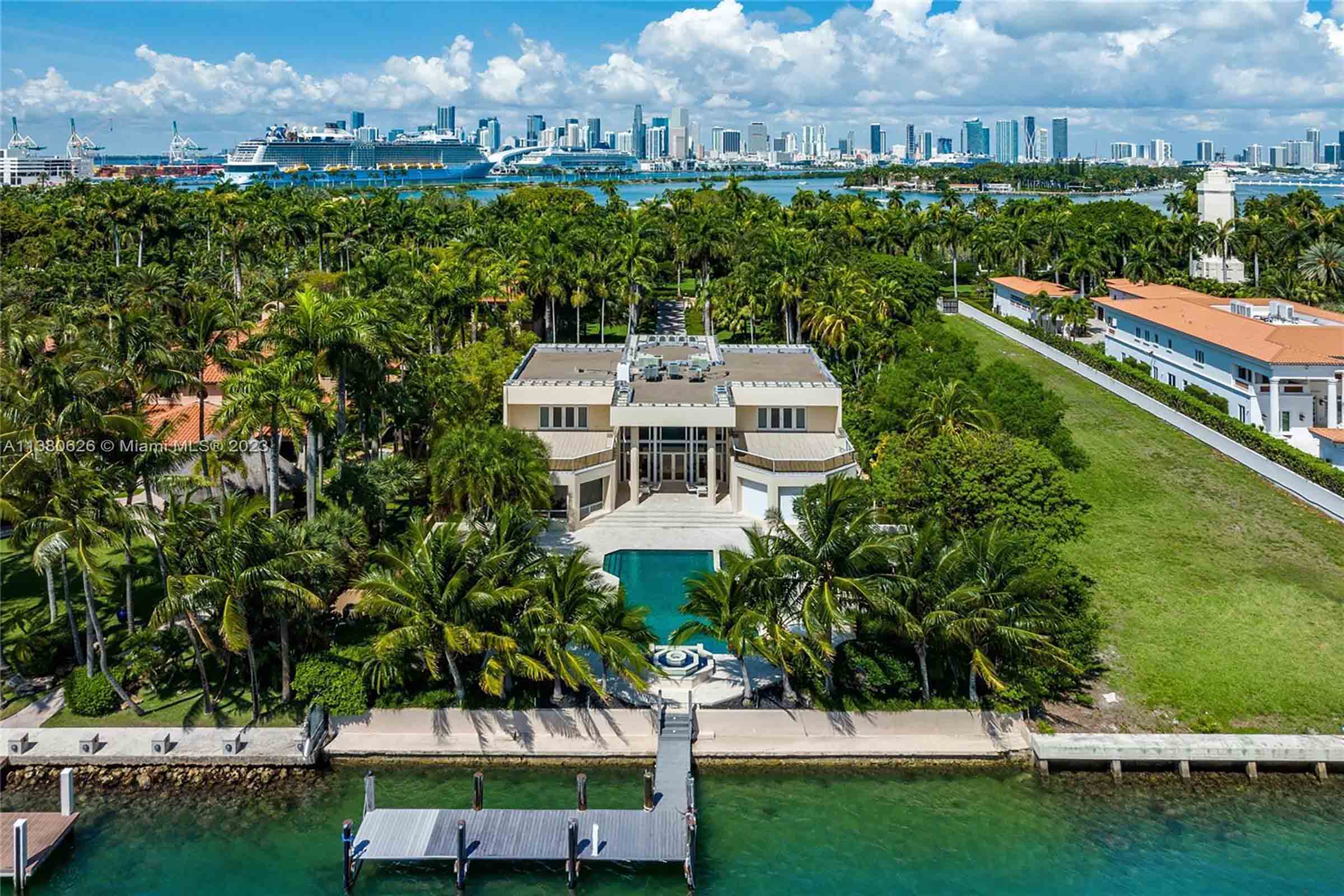 Billonarios huyen impuestos Miami: Google gastó 225M en mansiones